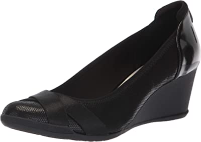 Women's Timeout Wedge Heel Pump
